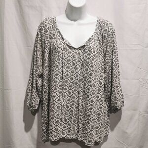 Printed V Neck Size XL #212
